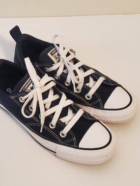 Kids Converse All Star Low Top Sneakers Black/White Size 5 (US Kids)